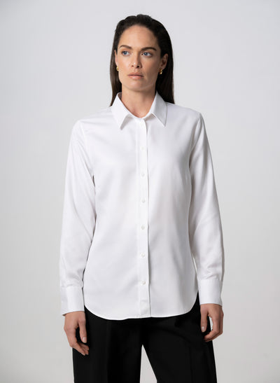 COLLEEN "THE ESSENTIAL" WHITE SEMI-FIT BASIC SHIRT IN TENCEL