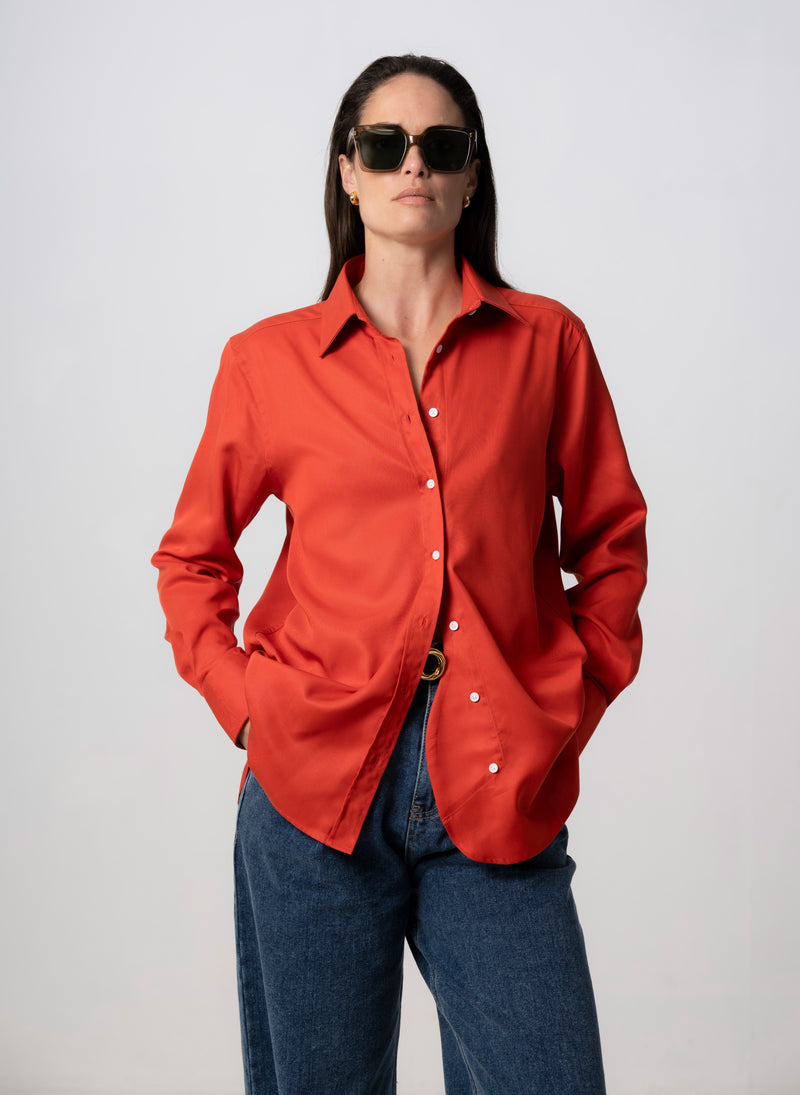 MAX “THE BOYFRIEND” VERMILLION SHIRT IN TENCEL